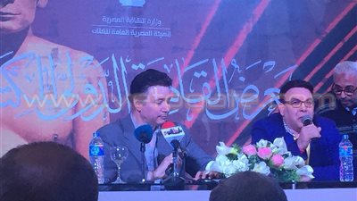 إيمان البحر درويش يتحدث عن مشواره الفني في «معرض الكتاب»