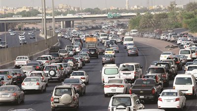 وزارة الداخلية في مهمة خاصة لحل مشكلات المرور.. رؤية أمنية لوضع حلول جذرية.. القانون الجديد رأس الحربة في منظومة العمل.. واستخدام تقنيات حديثة والاستعانة بخبراء أبرز المحاور