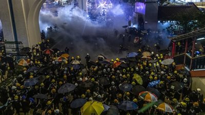 بلومبرج: المستثمرون يفرون من الصين لأمريكا وبريطانيا وكندا