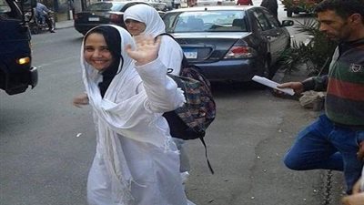 25 منظمة حقوقية تناشد المسئولين بالإفراج عن آية حجازي وزوجها