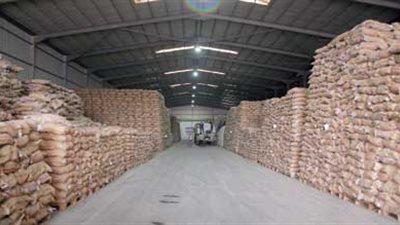 مسئول تمويني: تخزين الأرز وراء ارتفاع أسعاره بالأسواق