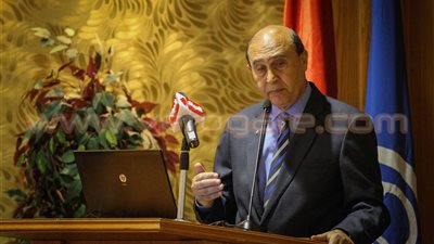 «مميش» يوقع مذكرات تفاهم حول مشروعات للبنية التحتية مع الكونغو