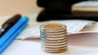 المالية: لا مساس بسعر ضريبة القيمة المضافة أو الدخل