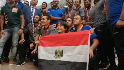 منتخب شباب اليد الحاصل على برونزية العالم يصل مطار القاهرة