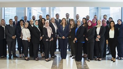 تصنيف إعلان البنك الأهلي المصري لفروع الخدمة الإلكترونية الأفضل