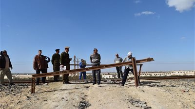 بالفيديو.. غلق المزلقانات والمعابر غير القانونية بالفيوم