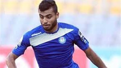 نجم سموحة يتمسك بالانضمام للأهلي أو الرحيل للدوري العراقي