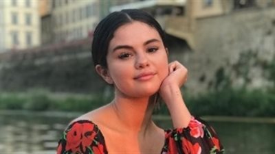 سيلينا جوميز تكسر رقما قياسيا جديدا بمليون إعجاب في 7 دقائق