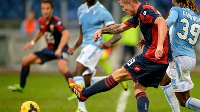 جنوي يتعادل سلبيًا مع لاتسيو في الشوط الأول