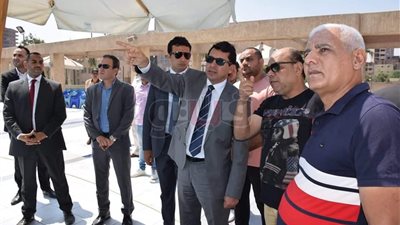 وزير الشباب في زيارة مفاجئة لمركز التنمية الرياضية بشبرا الخيمة (صور)