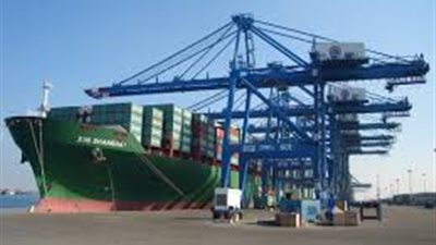 ميناء دمياط يستقبل 23 سفينة متنوعة اليوم