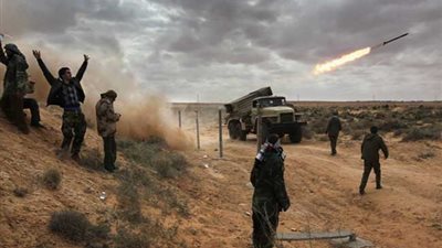 مقتل جندي سعودي ومدني بقذائف عسكرية أطلقت من اليمن