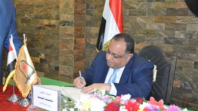 جامعة حلوان تفتح باب الالتحاق بالشعب الدراسية بالآداب والتجارة والتربية