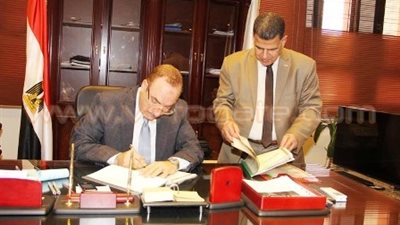 بالفيديو.. محافظ بني سويف يعتمد نتيجتي «الابتدائية» و«الإعدادية»