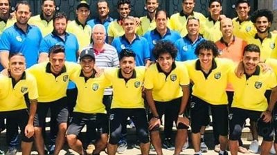 معسكر ساحلي لتجهيز المقاولون 2004 و2001 لدوري الجمهورية