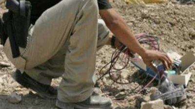 تفكيك 3 عبوات ناسفة بطريق القوات في الشيخ زويد