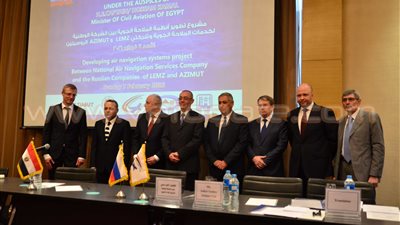 وزير الطيران: مشروع تطوير أنظمة الملاحة الجوية «خطوة هامة»