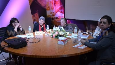 بالصور..معرض الكتاب يناقش «أطفال وقطط» بالمائدة المستديرة