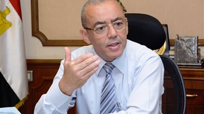 وزير الطيران: الاستفادة من موقع مصر الجغرافي لتقليل تكلفة الرحلات