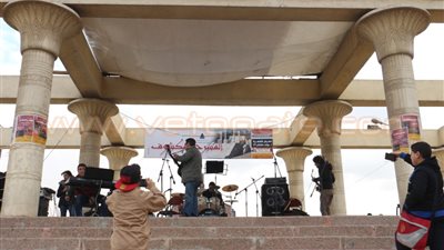 بالصور.. «حوا باند» تغرد بين أحضان جمهورها في «معرض الكتاب»