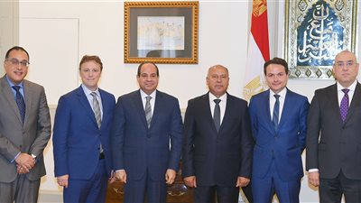 السيسي يكلف بإنهاء مشروع مونوريل العاصمة الجديدة و6 أكتوبر وفقًا للجداول الزمنية