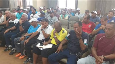 تفاصيل اجتماع عادل فتحي ورضوان مع مدربي الناشئين بالمقاولون