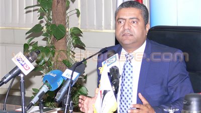 «معلومات الوزراء»: 42.8% من الموظفين لا يعلمون شيئا عن «الخدمة المدنية»