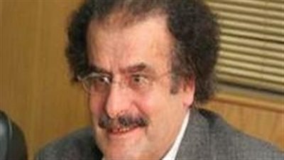 وليد سيف يعترف بكتابة 6 أفلام تجارية للبقاء على الساحة