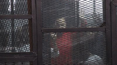 تاجيل إعادة محاكمة «بديع» في «غرفة عمليات رابعة» لأول مارس