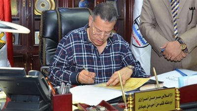 محافظ بني سويف يعتمد نتيجة الدور الثاني للإعدادية بنسبة 99%