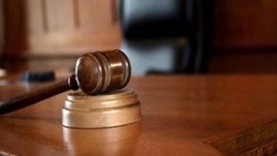 التحقيق مع 35 متهما من تجار المخدرات والأسلحة بالجيزة