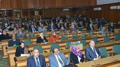 بالصور.. بدء ندوة «معايير المحاسبة» بالجهاز المركزي للمحاسبات