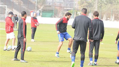 الأهلي يرفض الراحة عقب لقاء القمة بسبب طلائع الجيش