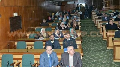 خبير ضرائب يكشف آثار تغير سعر الصرف على تقييم الأصول