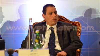 بالصور .. رئيس البورصة: طرح «القابضة الغذائية» فرصة للتحول للدعم النقدي