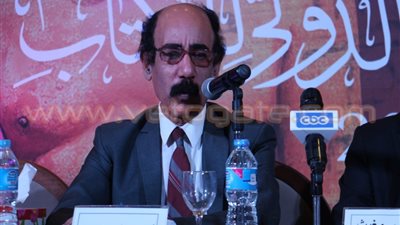 بالصور.. عاطف نجيب: الكنائس دليل على وحدة المصريين