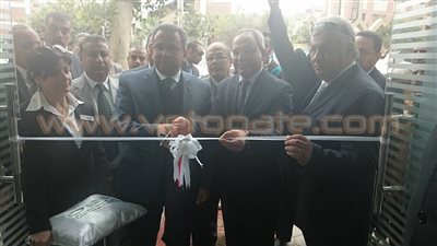 رئيس البريد يفتتح مكتب حدائق القبة بعد تطويره