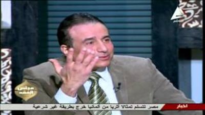 بالفيديو.. مذيع المصرية: «سليم العوا صاحب شعار الإسلام هو الحل»
