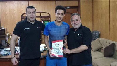 الشرقية يضم لاعب المصري السابق في صفقة انتقال حر (صور)