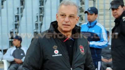 «زيزو» يعفو عن «متعب» احتفالا بالفوز على الزمالك