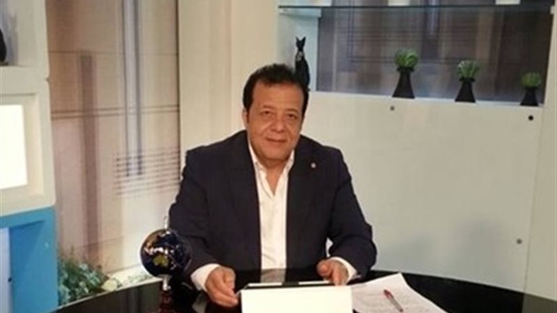  الدكتور عاطف عبداللطيف