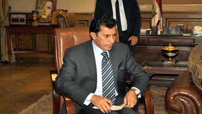 أشرف صبحي يبحث استعدادات «البارليمبية» لأولمبياد ريو دي جانيرو