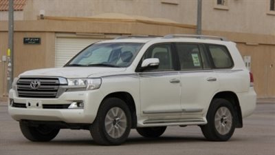 تحديثات جذرية تجري على سيارات تويوتا لاندكروزر