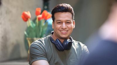 مكحّل يصور دويتو غنائي بتركيا (صور)