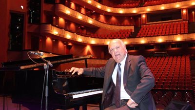 عمر خيرت بمسرح سيد درويش 14 و15 مارس المقبل