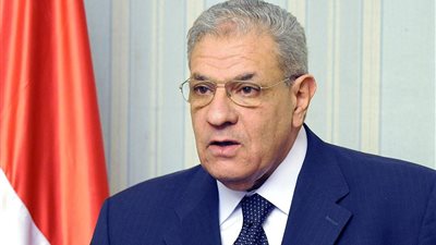 مؤتمر إعادة إعمار العراق يختتم أعماله اليوم بالكويت بمشاركة محلب