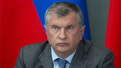 رئيس «روسنفت»: قطاع النفط الروسي يستطيع المنافسة عند أي سعر