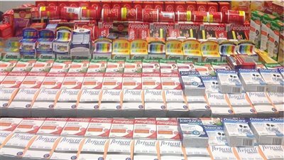 ضبط مكملات غذائية بـ90 ألف جنيه بحوزة راكب قادم من تركيا