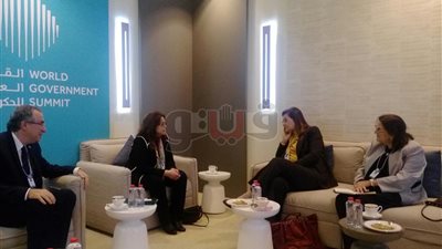وزيرة التخطيط تلتقي ممثلي البنك الدولي لبحث سبل التعاون المشترك