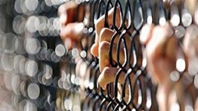 حبس رئيس مدينة المنزلة و3 آخرين 15 يوما لتلقي رشوة